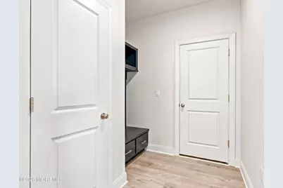 61 Mitchell Court, Manalapan Township, NJ 07726 - Photo 13