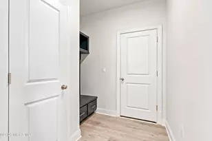 61 Mitchell Ct, Manalapan Township, NJ 07726 - Photo 13