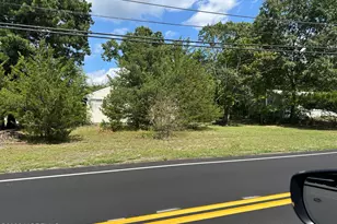 8 Western Dr, Howell Township, NJ 07731 - Photo 5