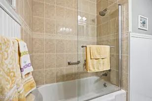 251 Hamiltonian Dr, Middletown, NJ 07701 - Photo 25