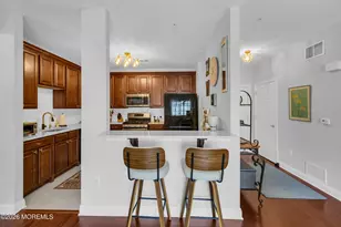 114 Bloomsbury Dr, Morganville, NJ 07751 - Photo 9