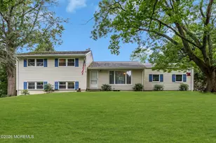 20 Fairfield Dr, Tinton Falls, NJ 07724 - Photo 1
