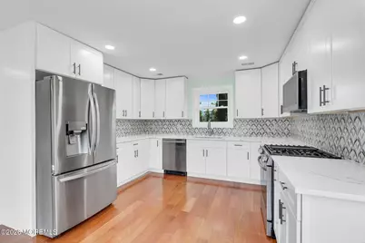108 Broad Street #B, Keyport, NJ 07735 - Photo 9