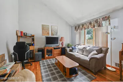 2 Hill Street, Hazlet Township, NJ 07730 - Photo 5