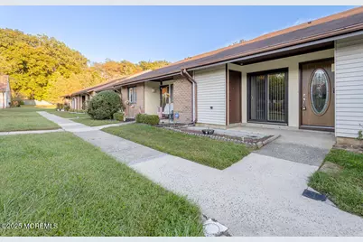 47 Wild Turkey Way #E, Manalapan Township, NJ 07726 - Photo 3