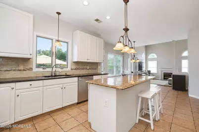 8 Alyssa Lane, Manalapan Township, NJ 07726 - Photo 11