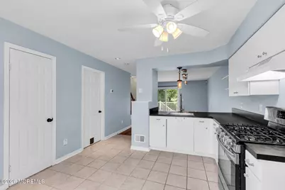 9 Gull Way, Keyport, NJ 07735 - Photo 5