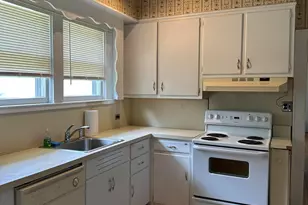 8 Royal Pl, Long Branch, NJ 07740 - Photo 5