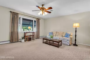 21 Burlington Ct, Toms River Township, NJ 08757 - Photo 5