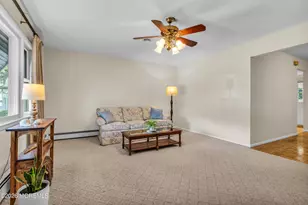 21 Burlington Ct, Toms River Township, NJ 08757 - Photo 3