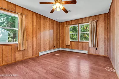 21 Burlington Court, Toms River Township, NJ 08757 - Photo 13