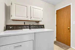 21 Burlington Ct, Toms River Township, NJ 08757 - Photo 25