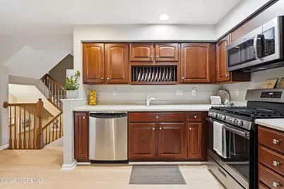 69 Saxton Road, Farmingdale, NJ 07727 - Photo 15