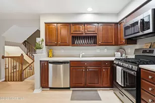 69 Saxton Rd, Farmingdale, NJ 07727 - Photo 15