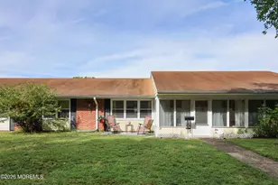 341C Canterbury Ct, Lakewood, NJ 08701 - Photo 3