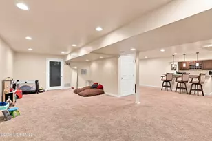 43 Oxford Cir, Southampton, NJ 08088 - Photo 23