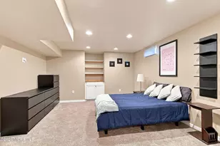 43 Oxford Cir, Southampton, NJ 08088 - Photo 25