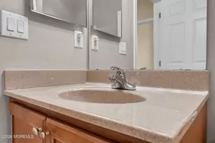 13 Northshire Ct, Freehold, NJ 07728 - Photo 51