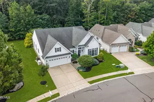 13 Northshire Ct, Freehold, NJ 07728 - Photo 61