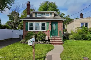 1142 Woodmere Dr, Keyport, NJ 07735 - Photo 1