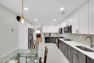 131 Forest Park Cir, Lakewood, NJ 08701 - Photo 9