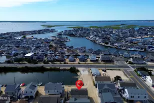121 W Dolphin Way, Lavallette, NJ 08735 - Photo 5