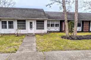 223B Buckingham Ct, Lakewood, NJ 08701 - Photo 1