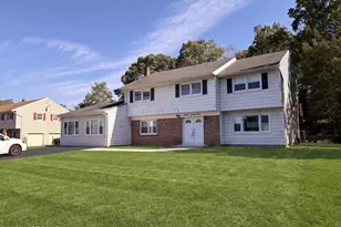 1583 Sea Island Dr, Toms River Township, NJ 08753 - Photo 1