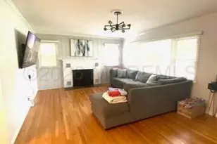 200 Highwood Rd, Oakhurst, NJ 07755 - Photo 5