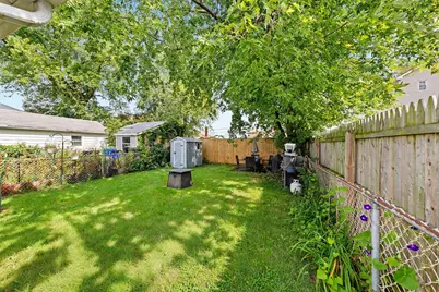 285 Shoreland Circle, South Amboy, NJ 08879 - Photo 17