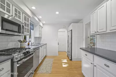32 Buena Vista Avenue, Fair Haven, NJ 07704 - Photo 15
