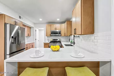 7 Mystic Cove, Freehold, NJ 07728 - Photo 13