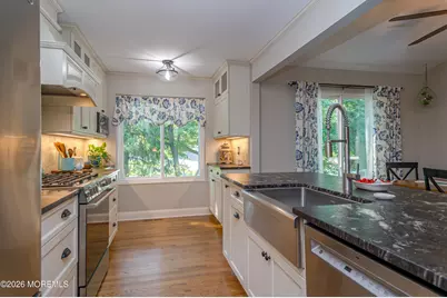 20 Eisenhower Court, Matawan, NJ 07747 - Photo 13
