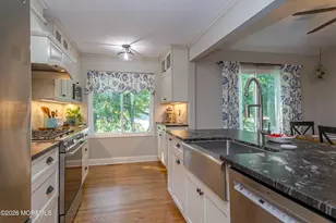 20 Eisenhower Ct, Matawan, NJ 07747 - Photo 13