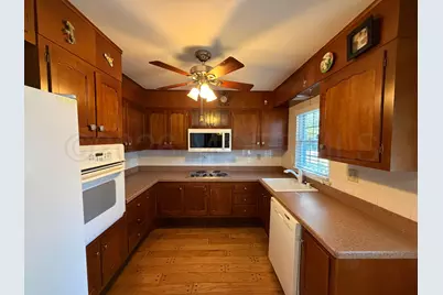 600C Lake Point Drive, Lakewood, NJ 08701 - Photo 5