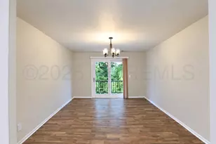 1405 Silver Ct, Hamilton Square, NJ 08690 - Photo 7