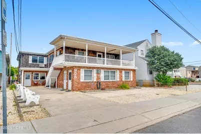 905 SW Central Avenue #D, Seaside Park, NJ 08752 - Photo 1