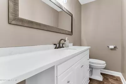 64 Livingston Lane, Manalapan Township, NJ 07726 - Photo 9