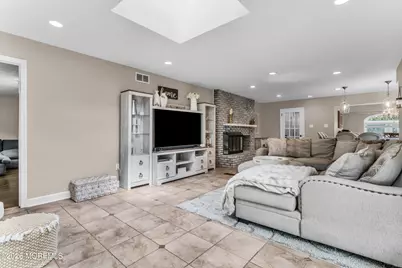 64 Livingston Lane, Manalapan Township, NJ 07726 - Photo 17