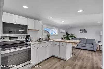 115 Blaine Avenue #Upstairs, Seaside Heights, NJ 08751 - Photo 5