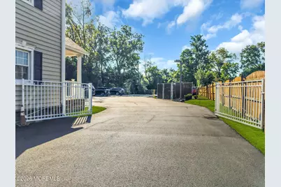 40 Broad Street, Eatontown, NJ 07724 - Photo 15