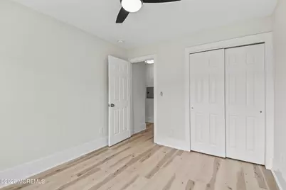 38 Des Moines Court, Tinton Falls, NJ 07712 - Photo 17