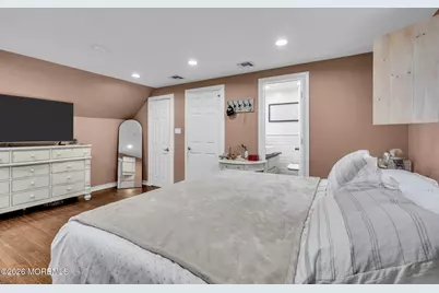 6 Volt Place, Middletown, NJ 07748 - Photo 21