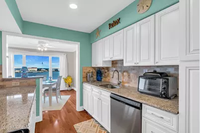 200 Portland Road #A17, Highlands, NJ 07732 - Photo 11