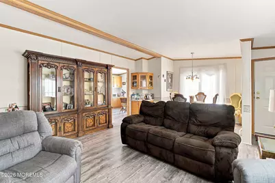 523 Momosa Way, Whiting, NJ 08759 - Photo 5