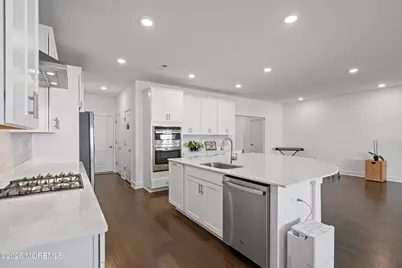 1404 Journey Avenue, Marlboro Township, NJ 07746 - Photo 11