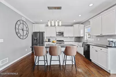 424 Morningside Avenue, Union Beach, NJ 07735 - Photo 9