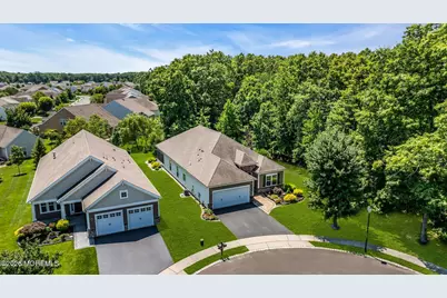19 W Rossini Court, Farmingdale, NJ 07727 - Photo 3