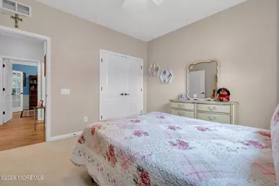 19 W Rossini Court, Farmingdale, NJ 07727 - Photo 43