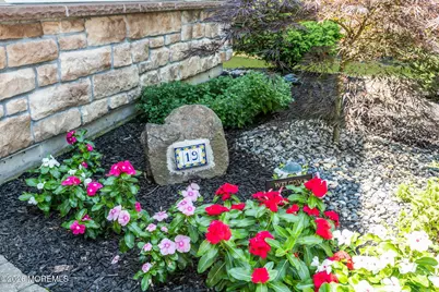 19 W Rossini Court, Farmingdale, NJ 07727 - Photo 5